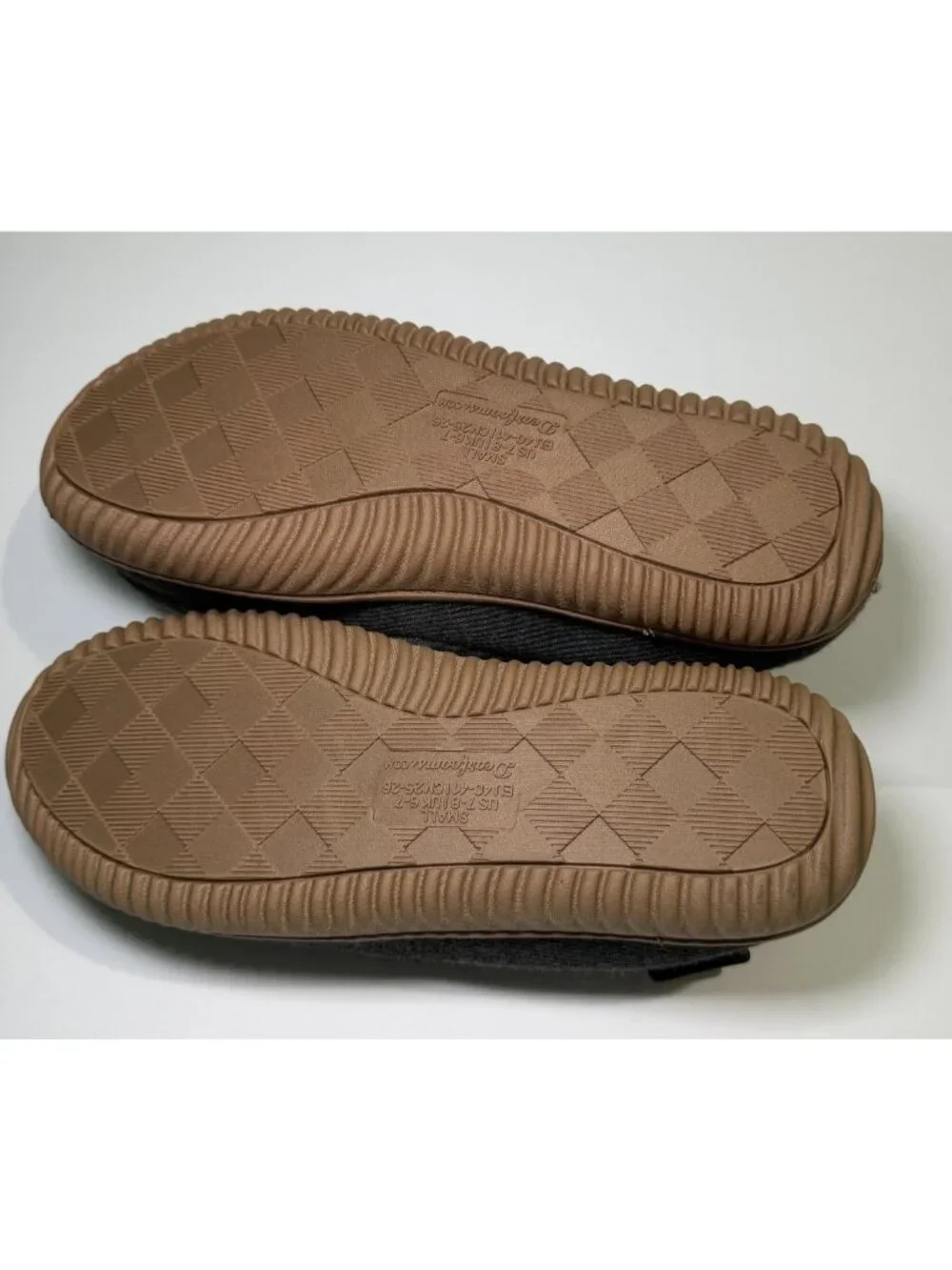 Dearfoams Mens Moccasin Slippers Size S 7-8 Gray Herringbone Memory Foam NWT